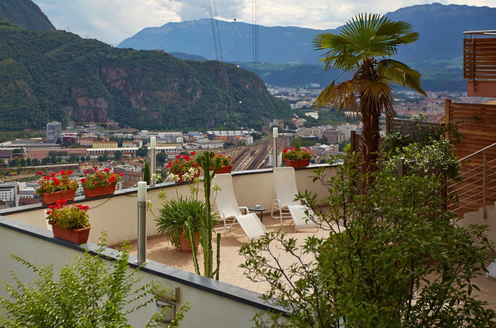 Hotel Eberle Bolzano Exterior foto